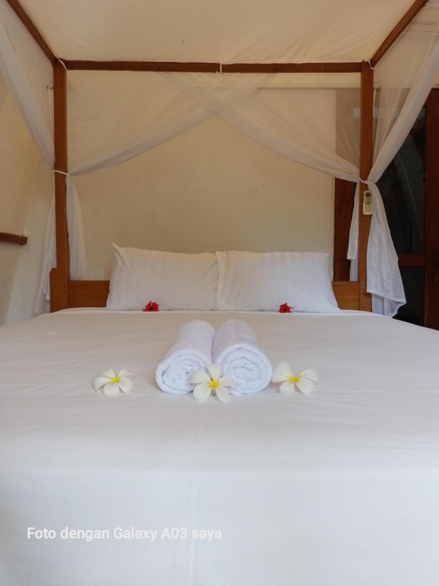We'Be Cottages Gili Meno Kamer foto