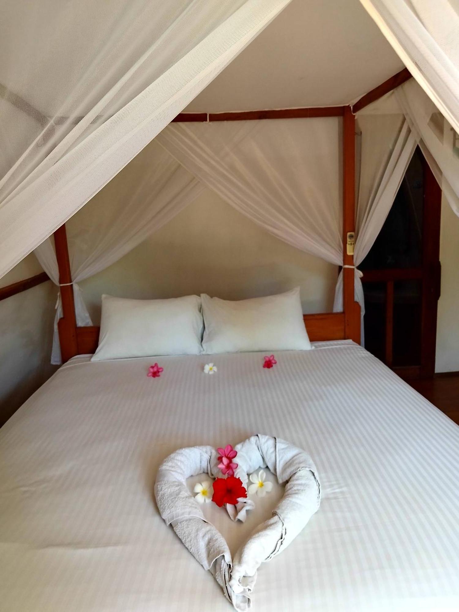 We'Be Cottages Gili Meno Kamer foto