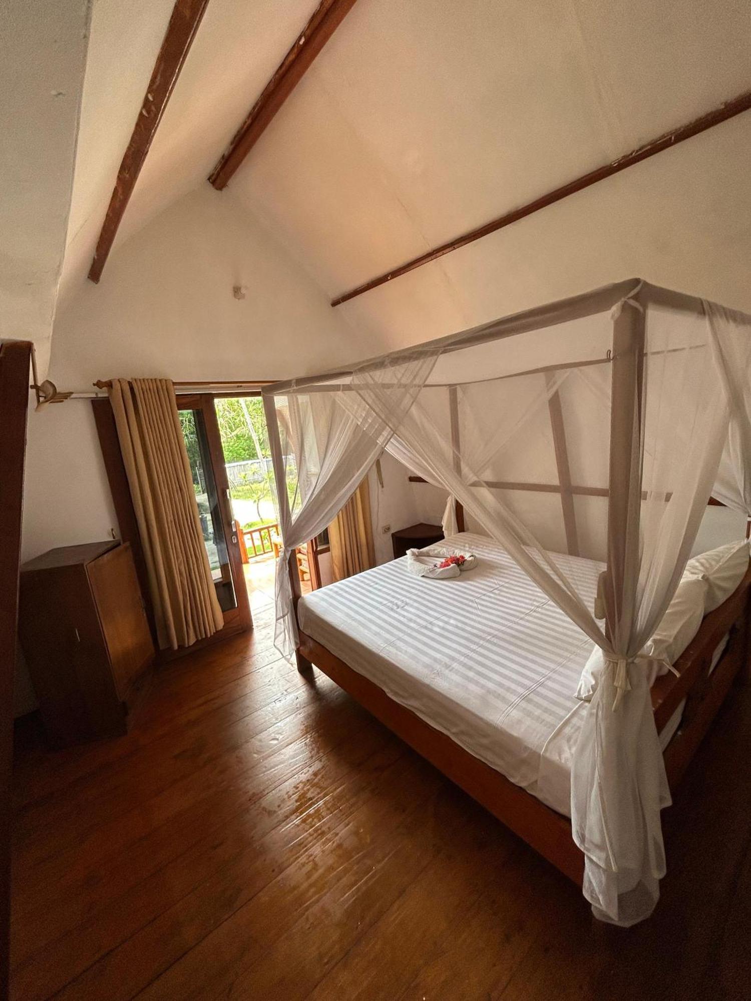 We'Be Cottages Gili Meno Kamer foto